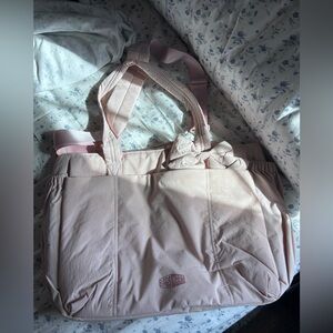 Bagsmart bow pink travel bag with pockets for tumblers